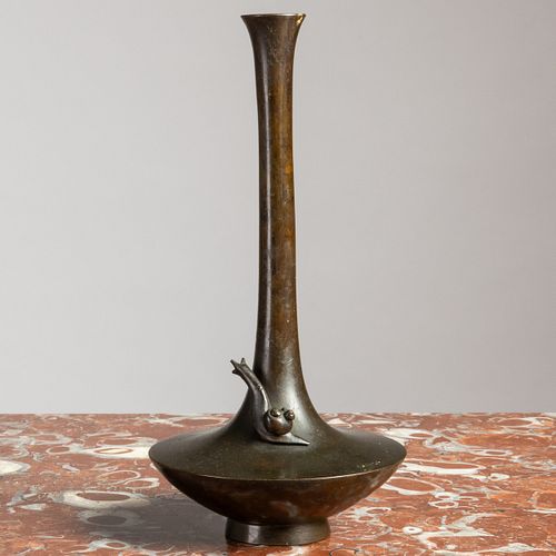 JAPANESE BRONZE VASE WITH A