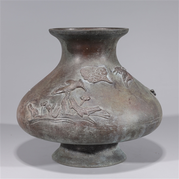 Japanese bronze vase with birds and