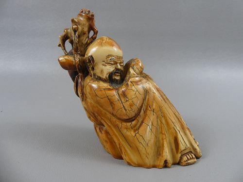 JAPANESE CARVED BONE FIGURE19th