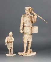 Japanese carved ivory figure o