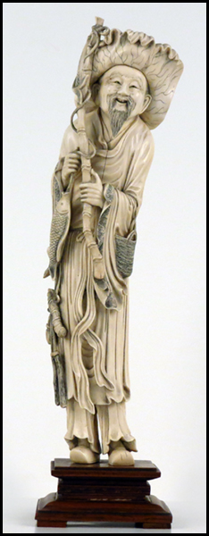 JAPANESE CARVED IVORY FIGURE OF A