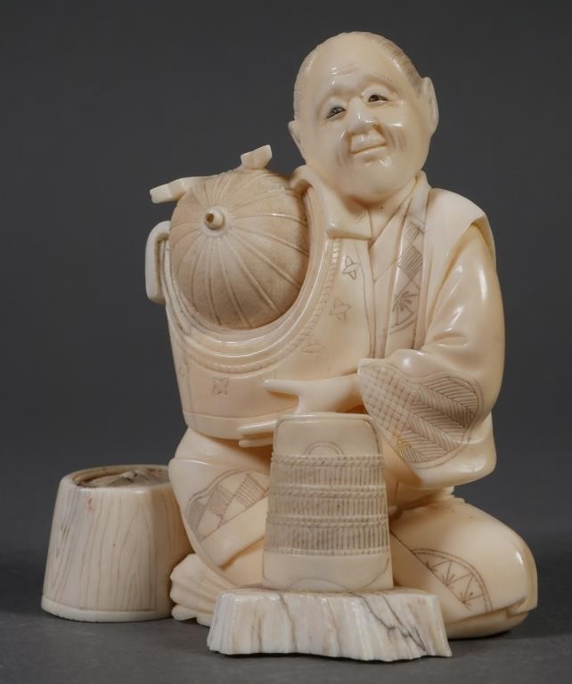 JAPANESE CARVED IVORY SAMURAI