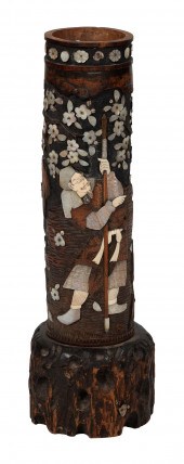 JAPANESE CARVED WOODEN CYLINDR
