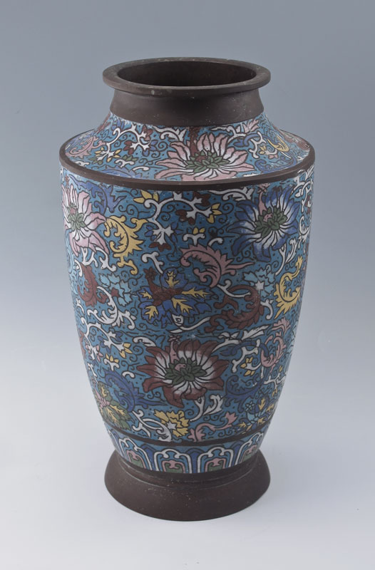 JAPANESE CHAMPLEVE ENAMEL VASE: