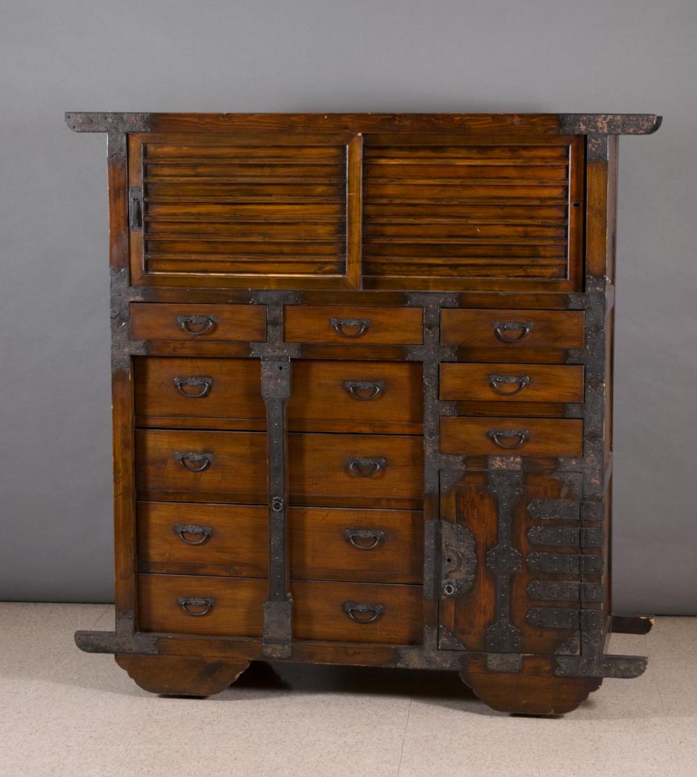 JAPANESE CHOBA TANSU (MERCHANT