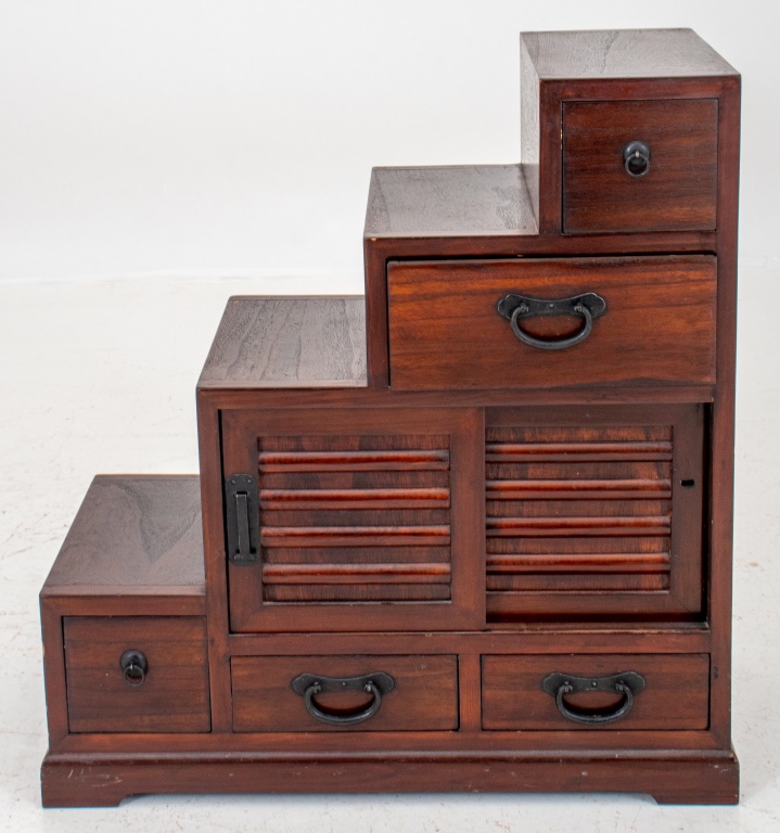 JAPANESE CYPRESS WOOD STEP TANSU