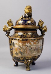 JAPANESE EARTHENWARE TRIPOD CE
