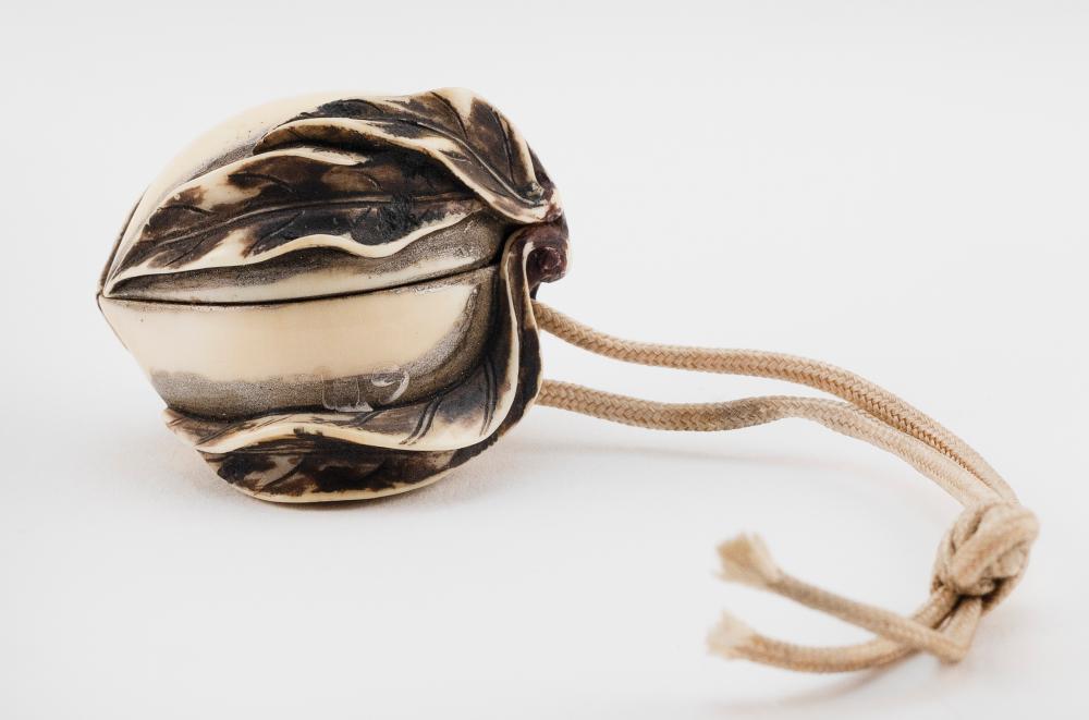 JAPANESE EROTIC NETSUKE 19TH