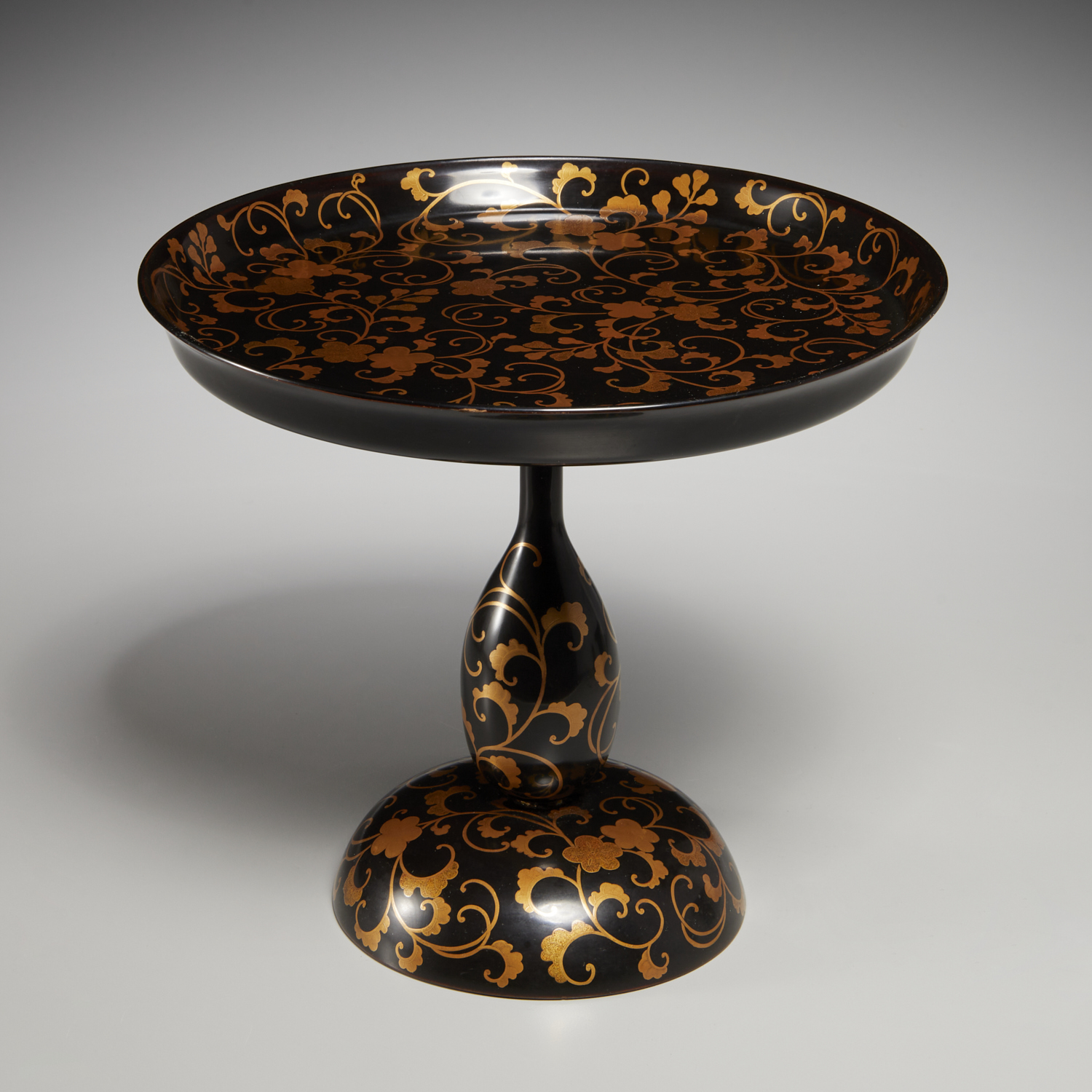 JAPANESE GILT LACQUER TAKATSUKI