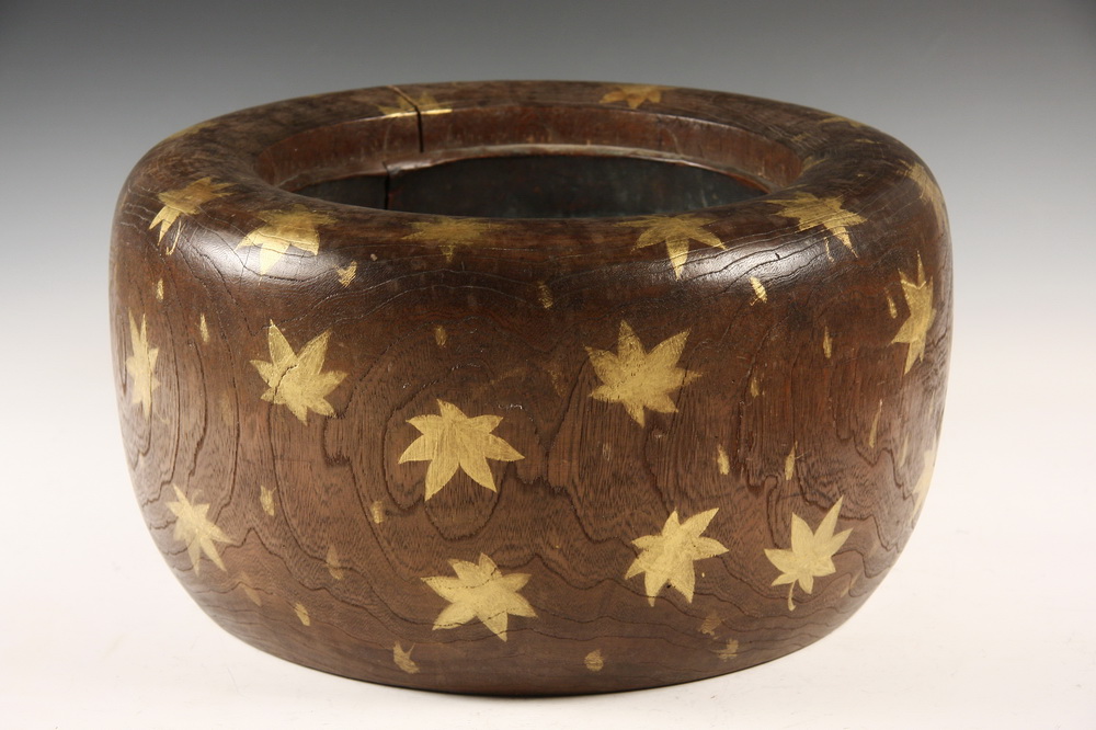 JAPANESE HIBACHI - 19th c