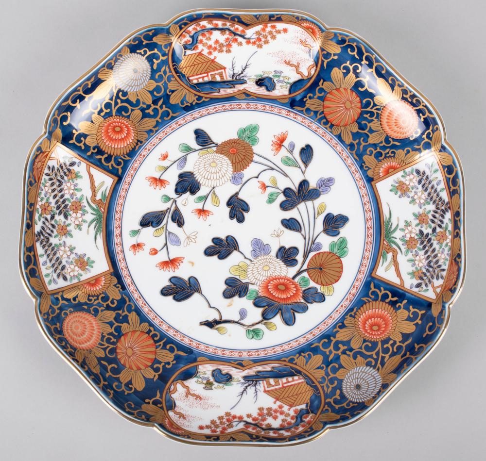 JAPANESE IMARI CHARGER, MODERN