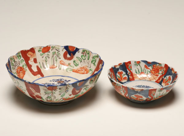 Japanese imari porcelain; scalloped