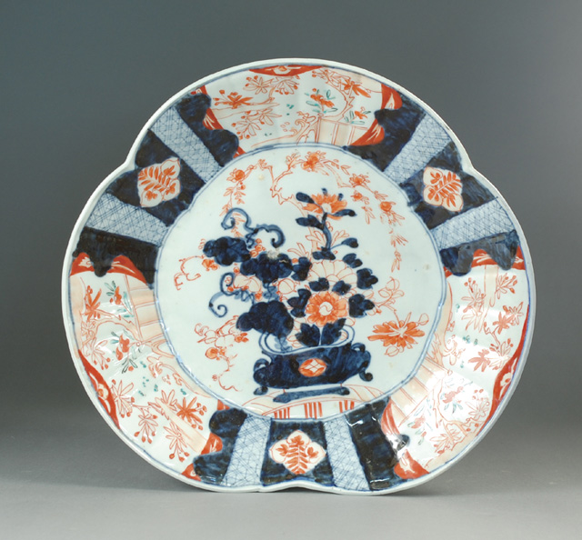JAPANESE IMARI PORCELAIN