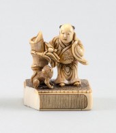 JAPANESE IVORY NETSUKE 18TH/19