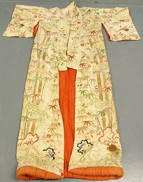 Japanese kimono with gold thread