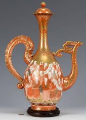 JAPANESE KUTANI PORCELAIN DRAG
