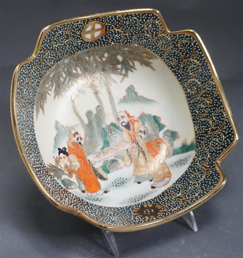 JAPANESE KUTANI SATSUMA BOWL, H: