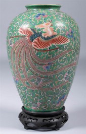 JAPANESE KUTANI VASE, MEIJI PE