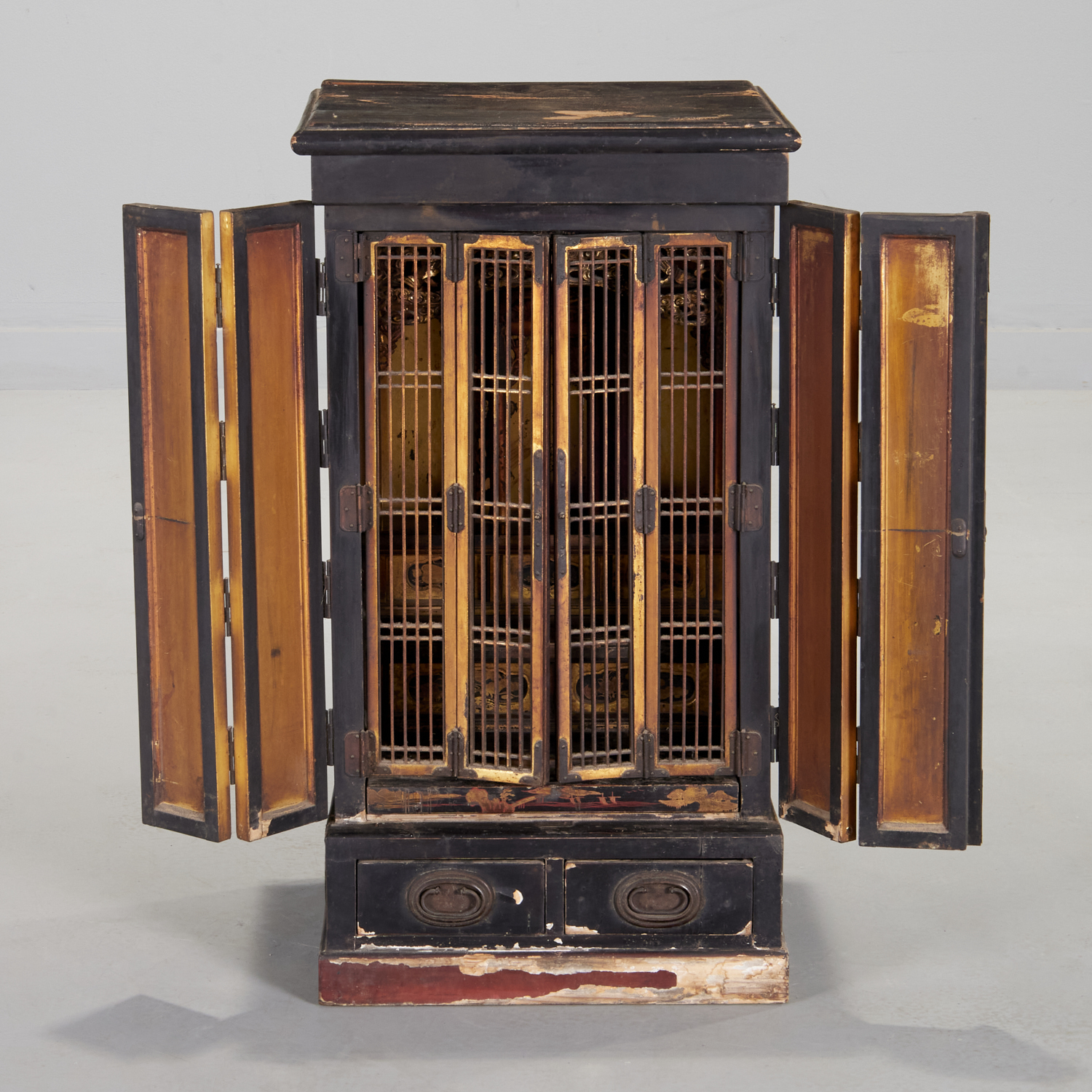 JAPANESE LACQUER AND GILTWOOD