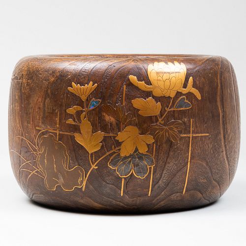 JAPANESE LACQUER HIBACHIWith
