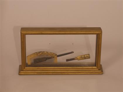 Japanese lacquer toiletry set,