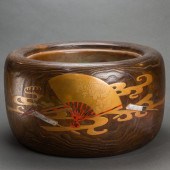 JAPANESE LACQUERED WOOD HIBACH