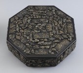 JAPANESE LACQUERED WOOD OCTAGO