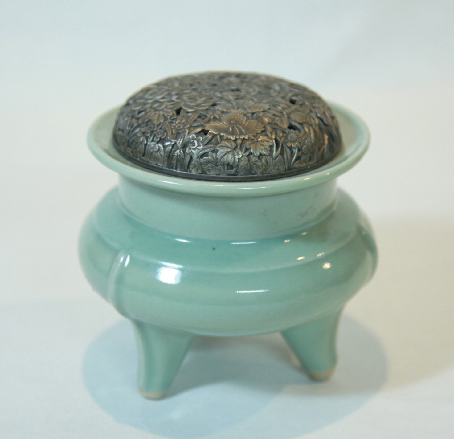 JAPANESE LONGQUAN CENSER Japanese