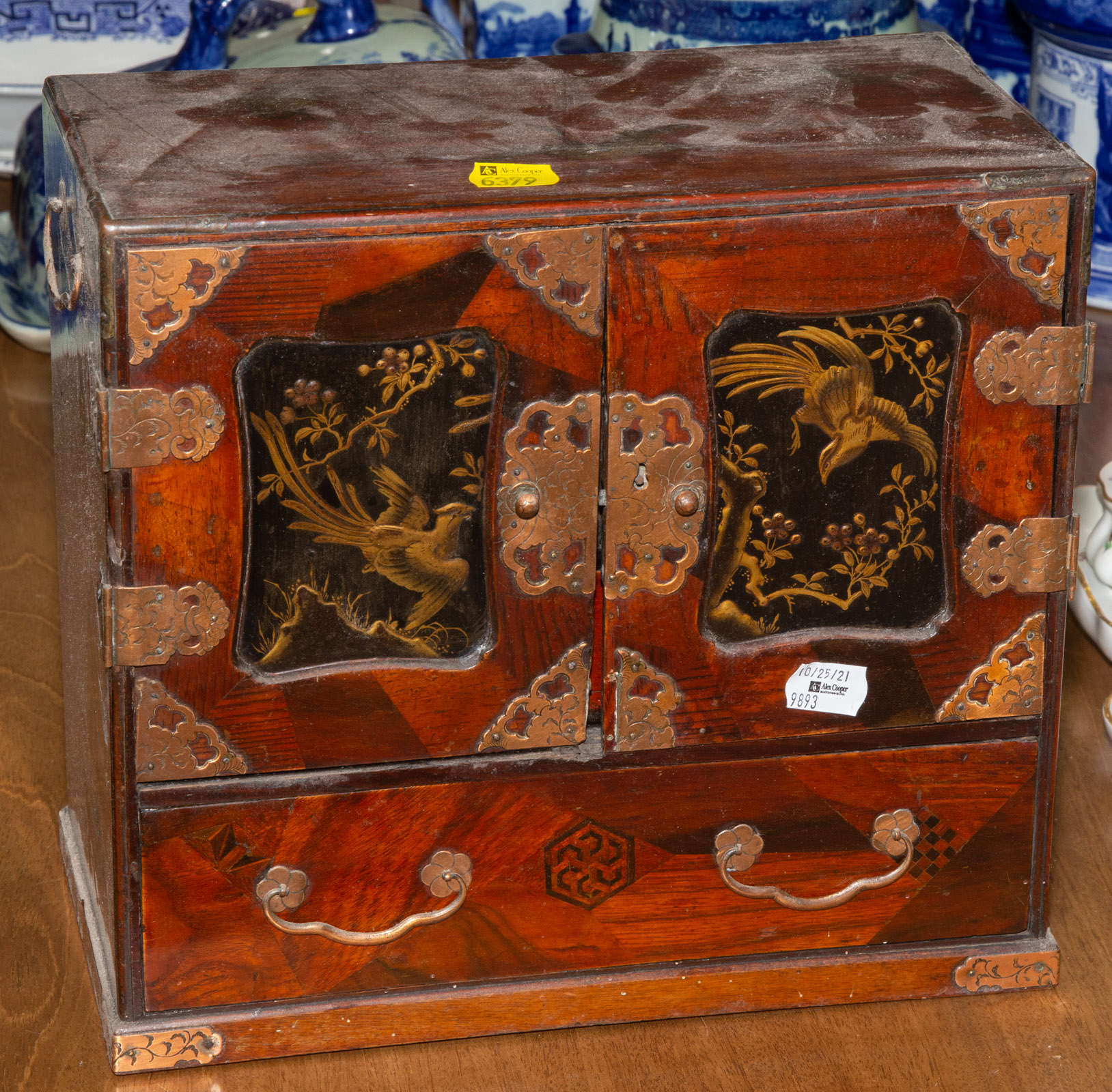 JAPANESE MARQUETRY & LACQUER