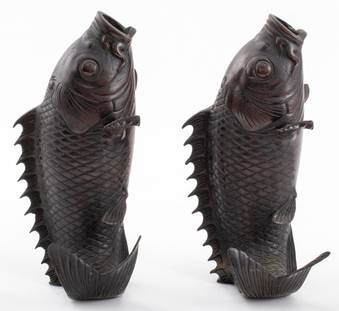 JAPANESE MEIJI BRONZE CARP FORM