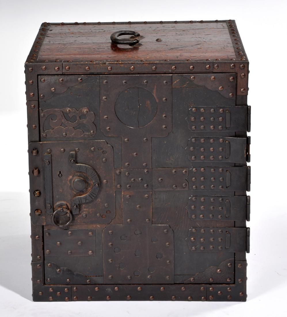 JAPANESE MERCHANT OR BANKER'S SAFE,