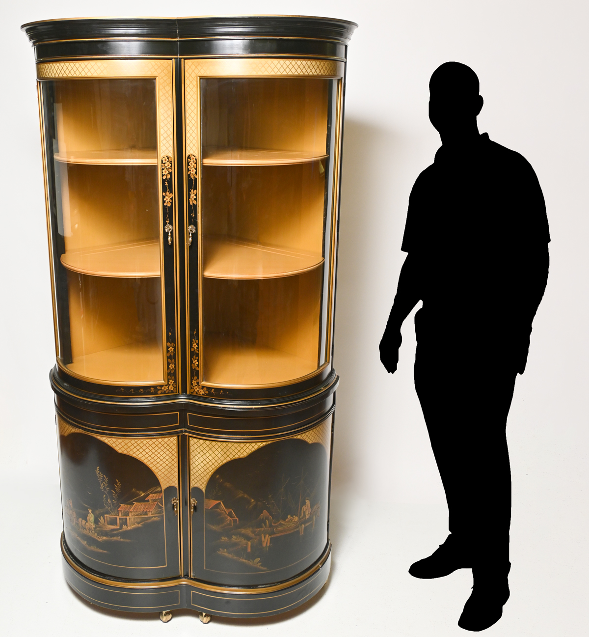 JAPANESE MOTIF LACQUERED DISPLAY