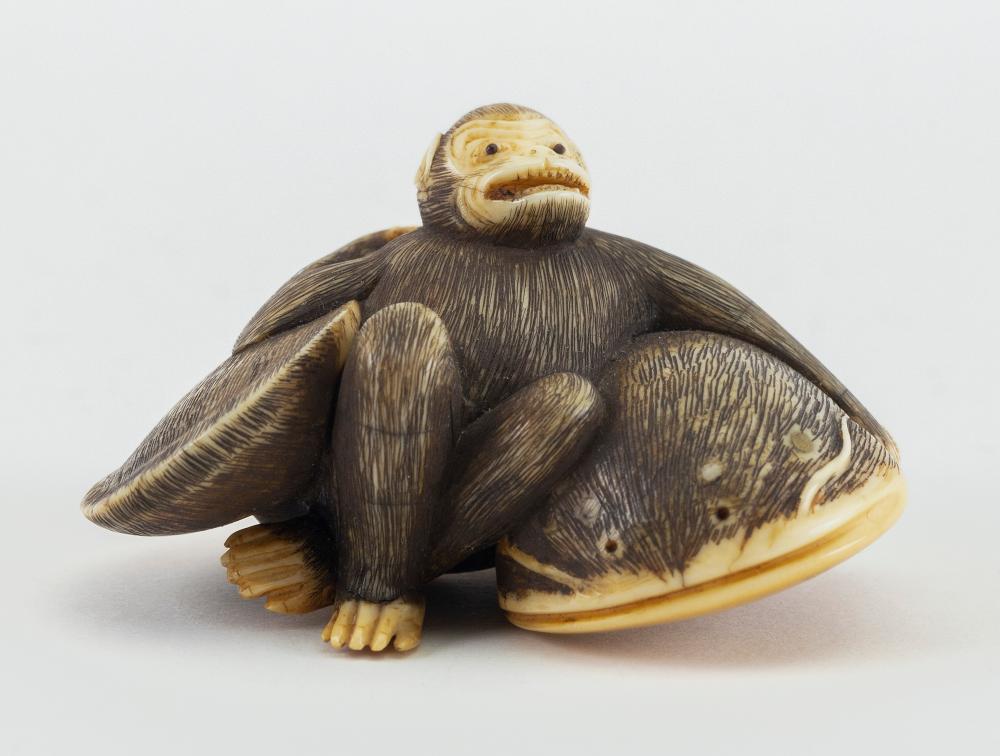 JAPANESE NETSUKE EARLY 19TH CENTURY