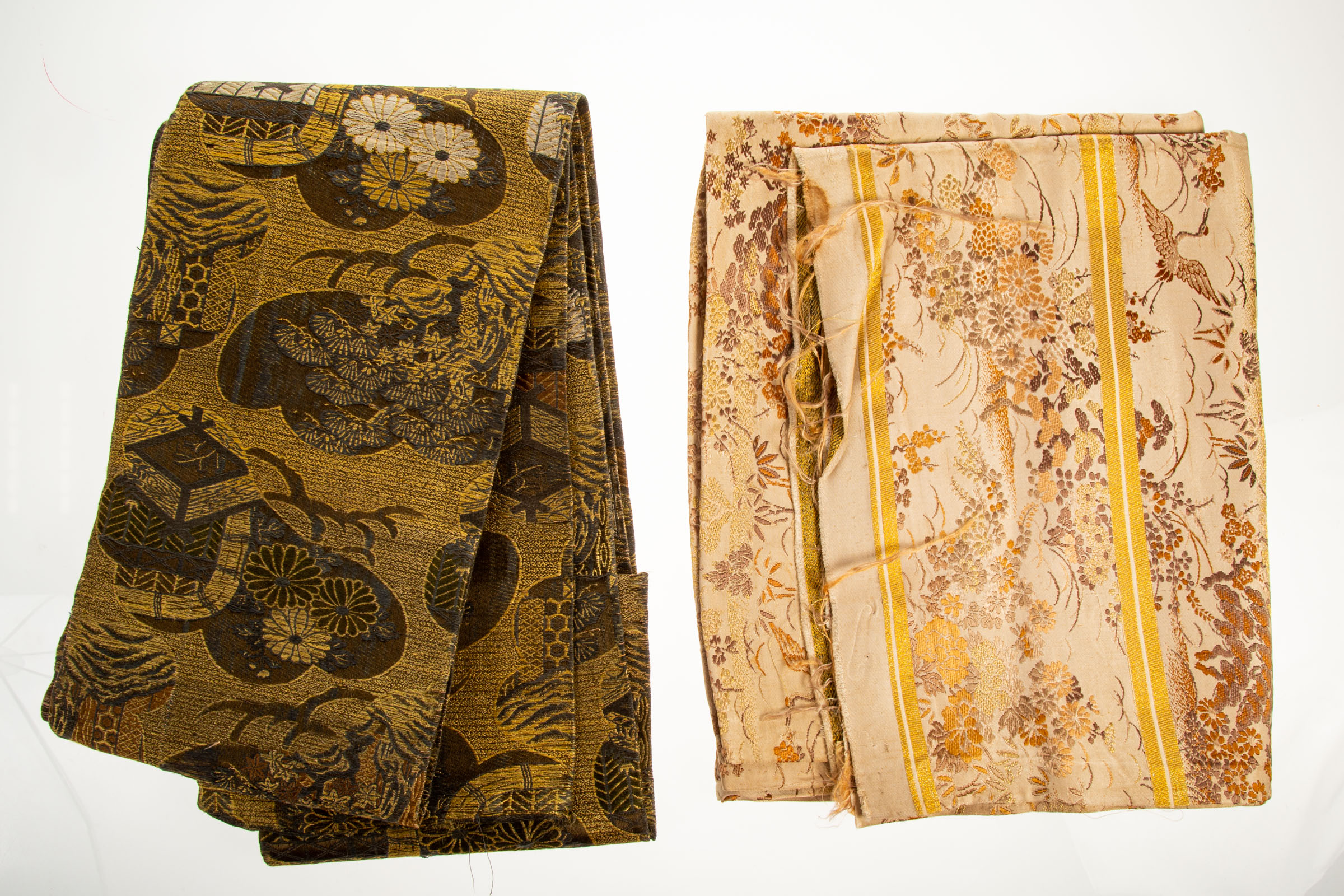 JAPANESE OBI WITH FABRIC .