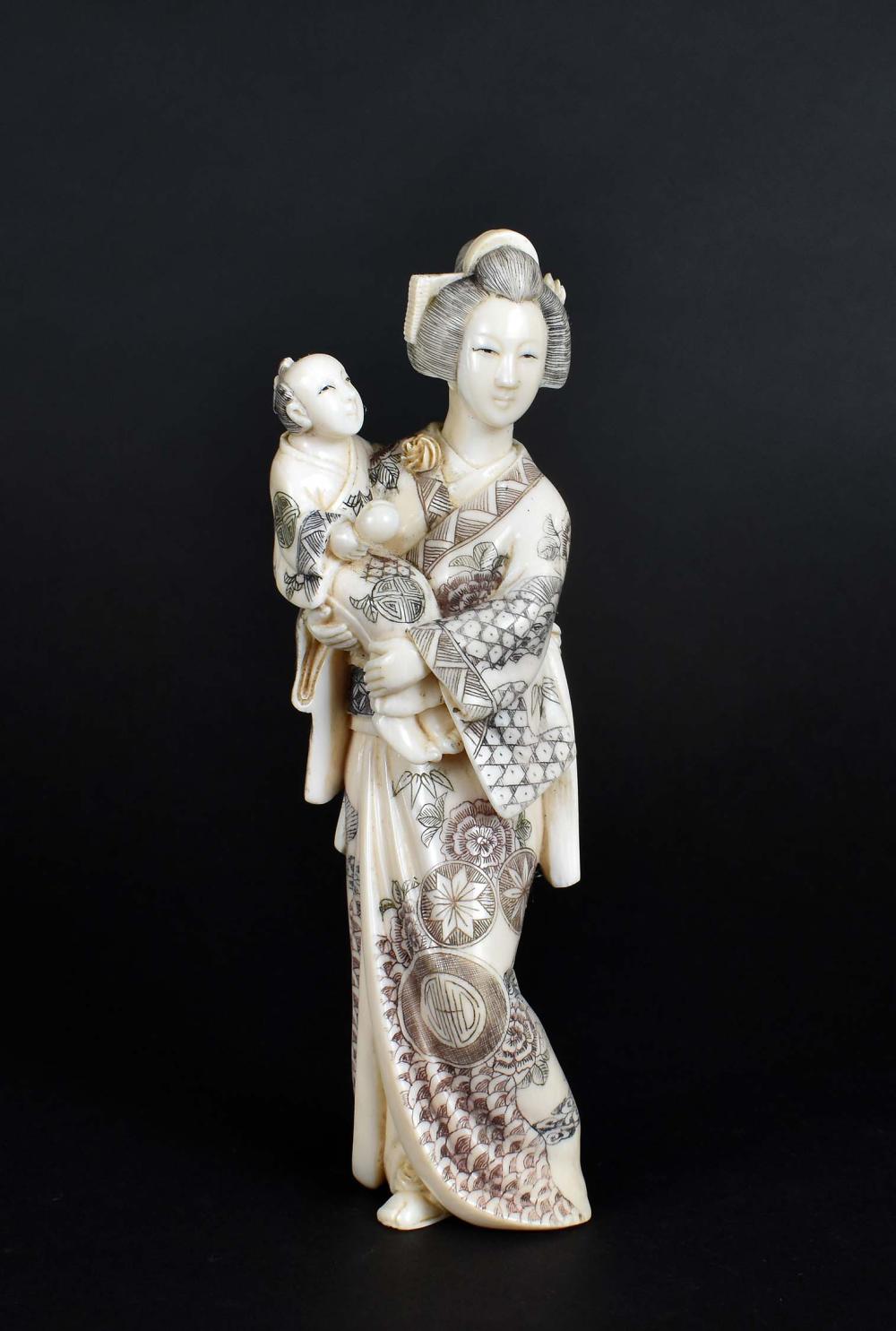 JAPANESE OKIMONO OF A MOTHER AND