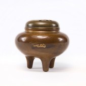 JAPANESE PATINATED BRONZE TRIP