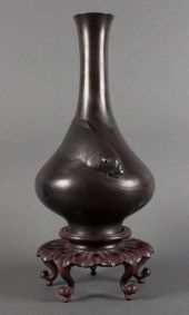 Japanese patinated bronze vase
