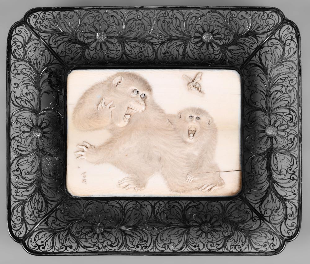 JAPANESE PLAQUE CARVED WITH