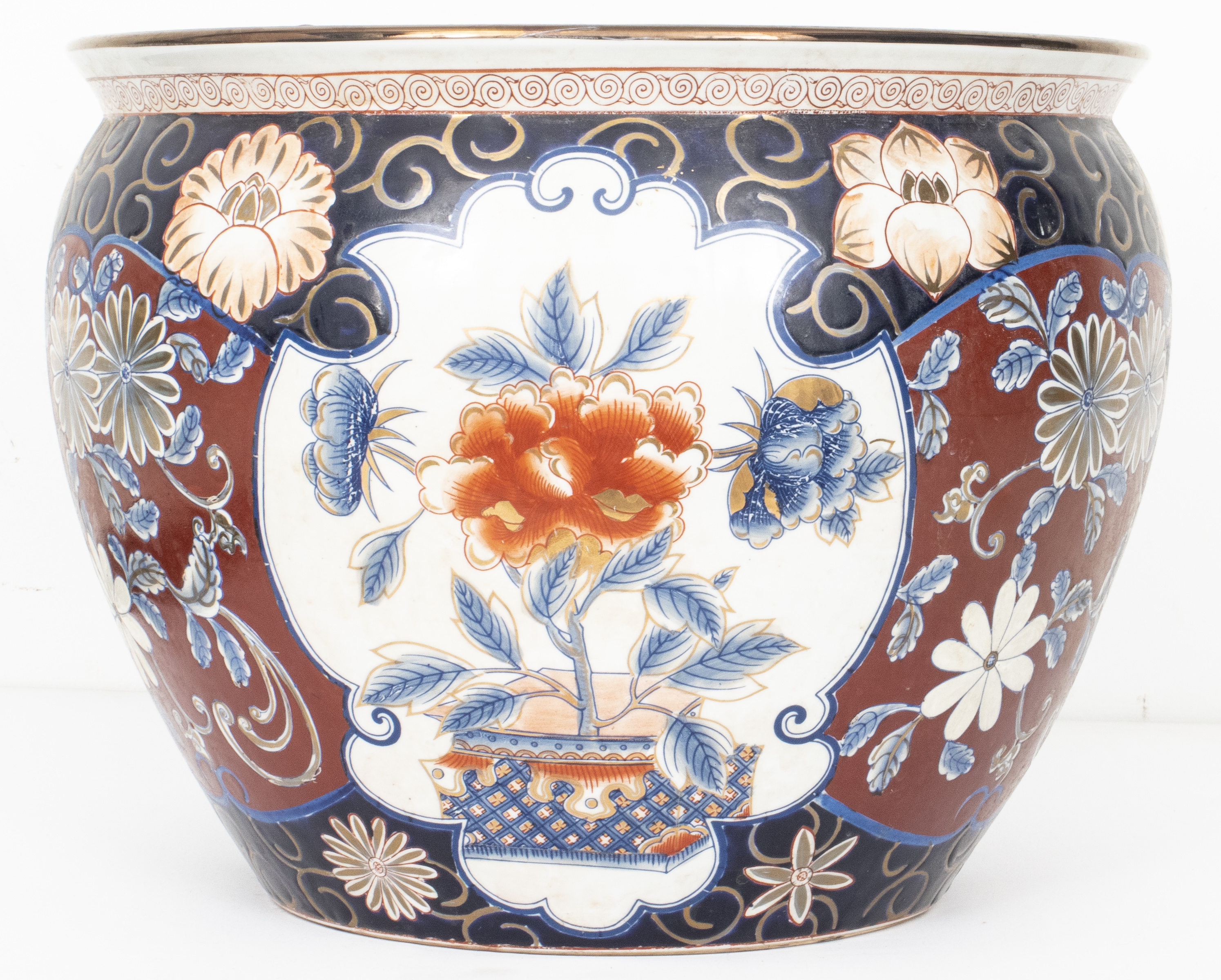 JAPANESE PORCELAIN JARDINIERE /