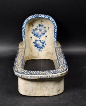 JAPANESE PORCELAIN OVAL BENKIL