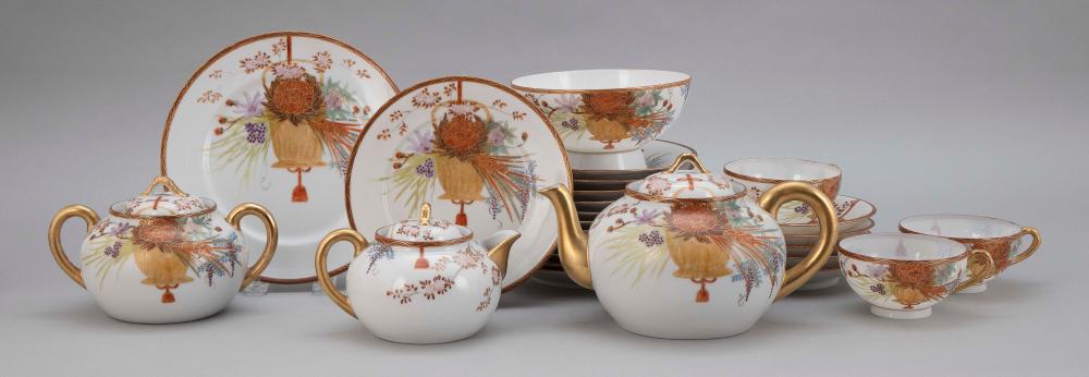 JAPANESE PORCELAIN TEA SERVICE