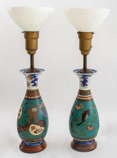 JAPANESE PORCELAIN VASES MOUNT
