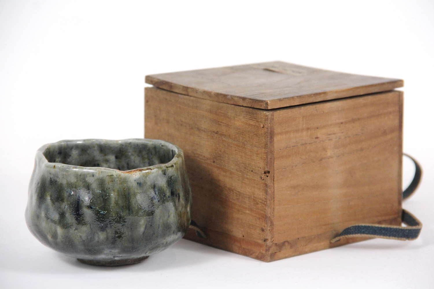 JAPANESE POTTERY BOWL Mino Ware