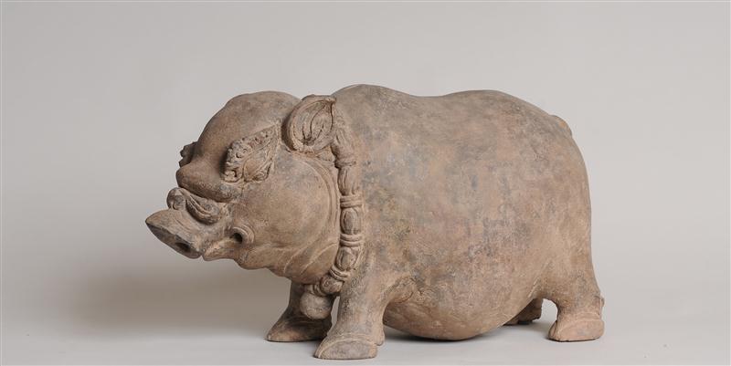 JAPANESE POTTERY PIG-FORM BANK