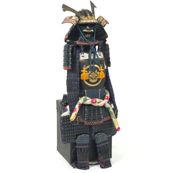 JAPANESE SAMURAI SUIT OF ARMOR  