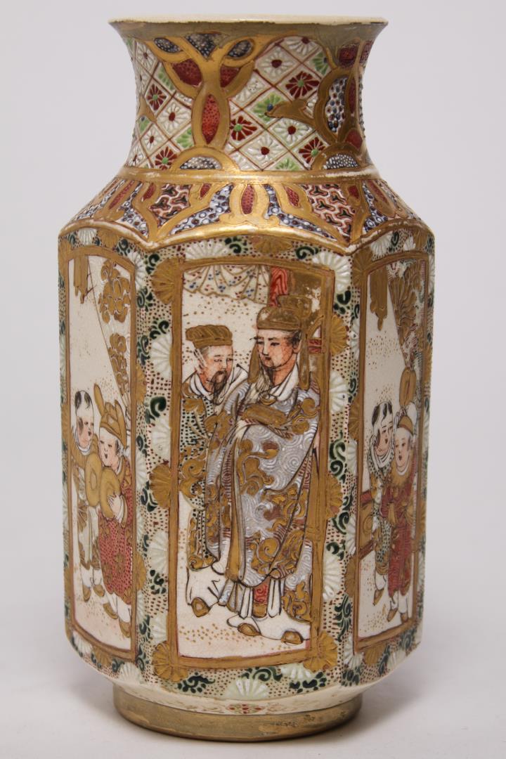 JAPANESE SATSUMA POTTERY VASE