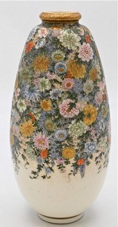 JAPANESE SATSUMA VASE "THOUSAN