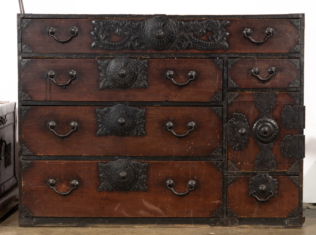 JAPANESE SENDAI CLOTHING TANSU