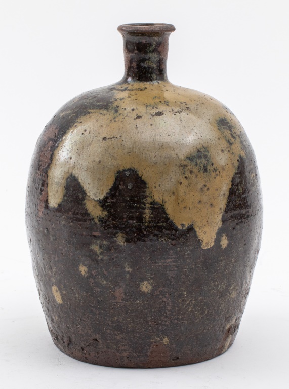 JAPANESE SETO POTTERY WARE BOTTLE