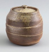 JAPANESE SHIGARAKI POTTERY-STY